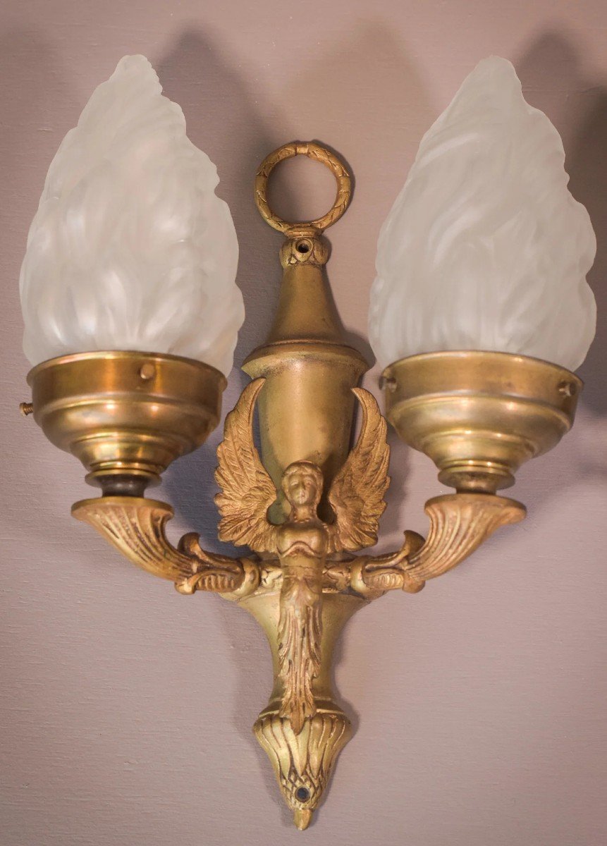 Classical Style - Pair Of Wall Lamps With Angels-photo-2