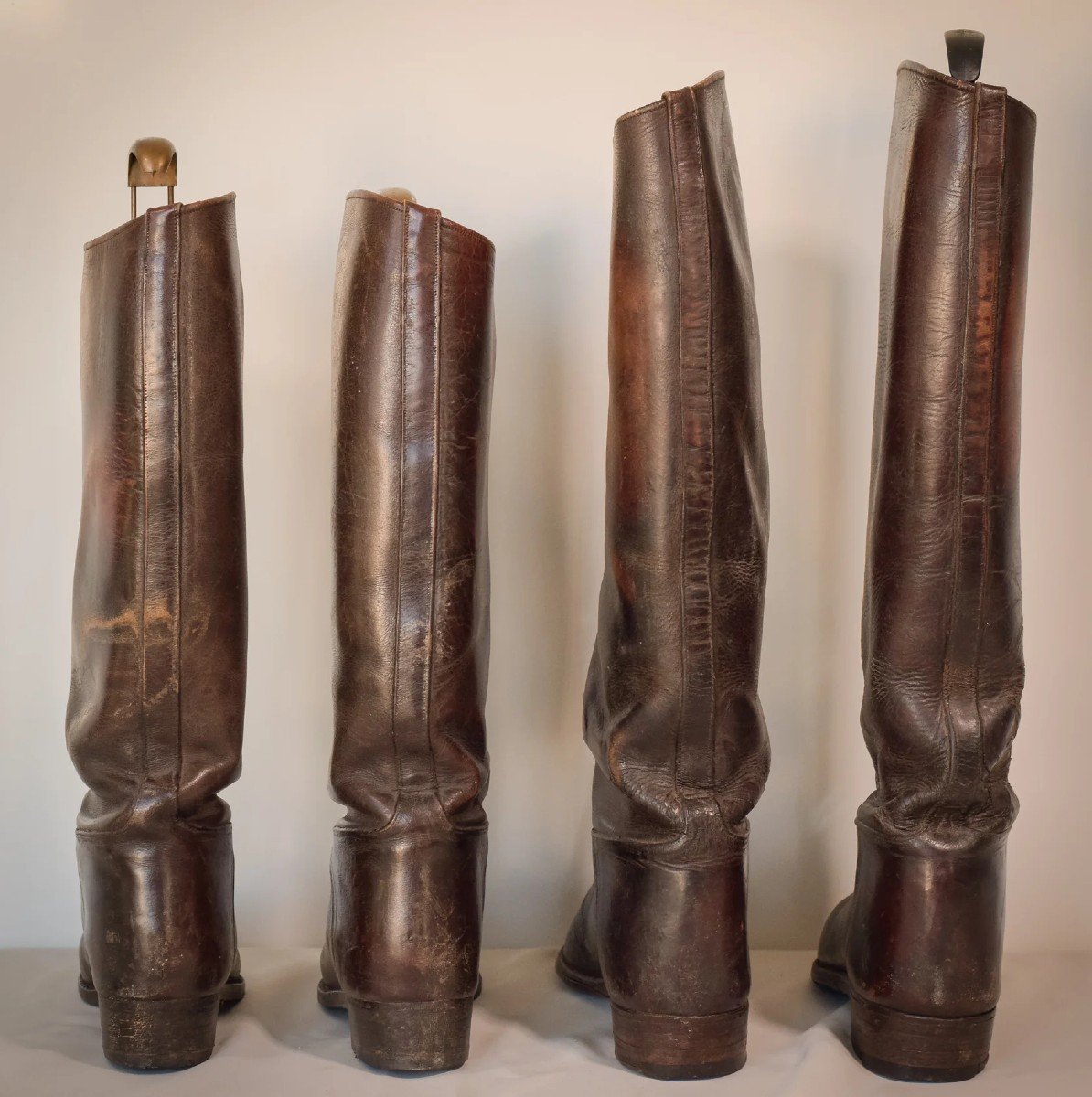 Bottes d'équitation En Cuir Antiques - Deux Paires-photo-5