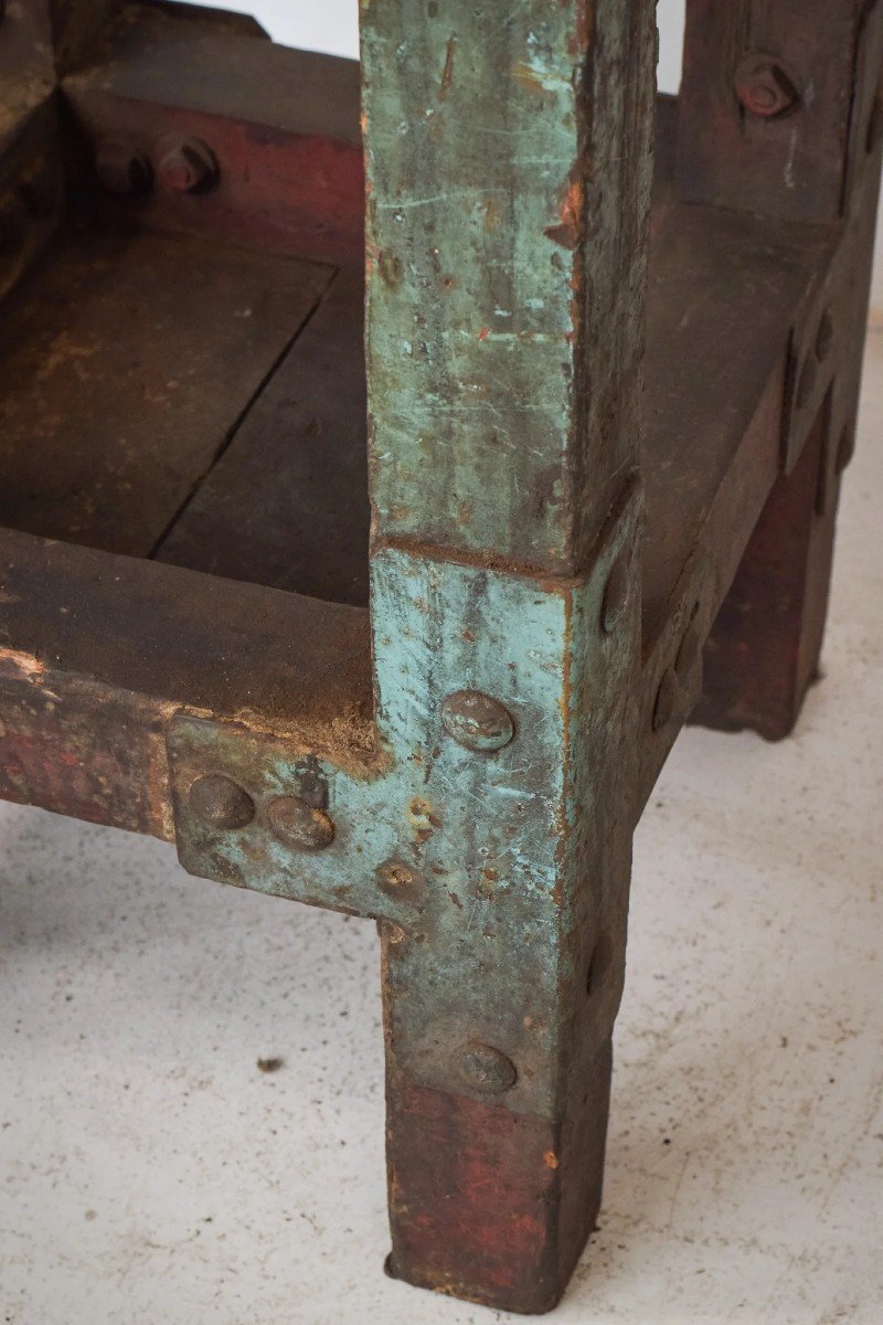 Industrial Stand With A Solid Iron Top - Early 20th Century-photo-7