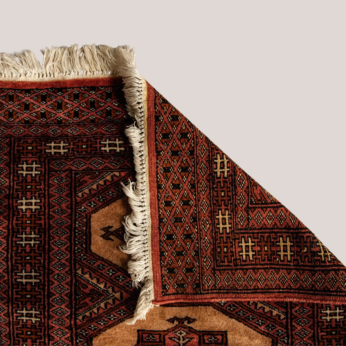 Turkmen Hand-knotted Wool Rug – Traditional Geometric Design - Vintage-photo-2