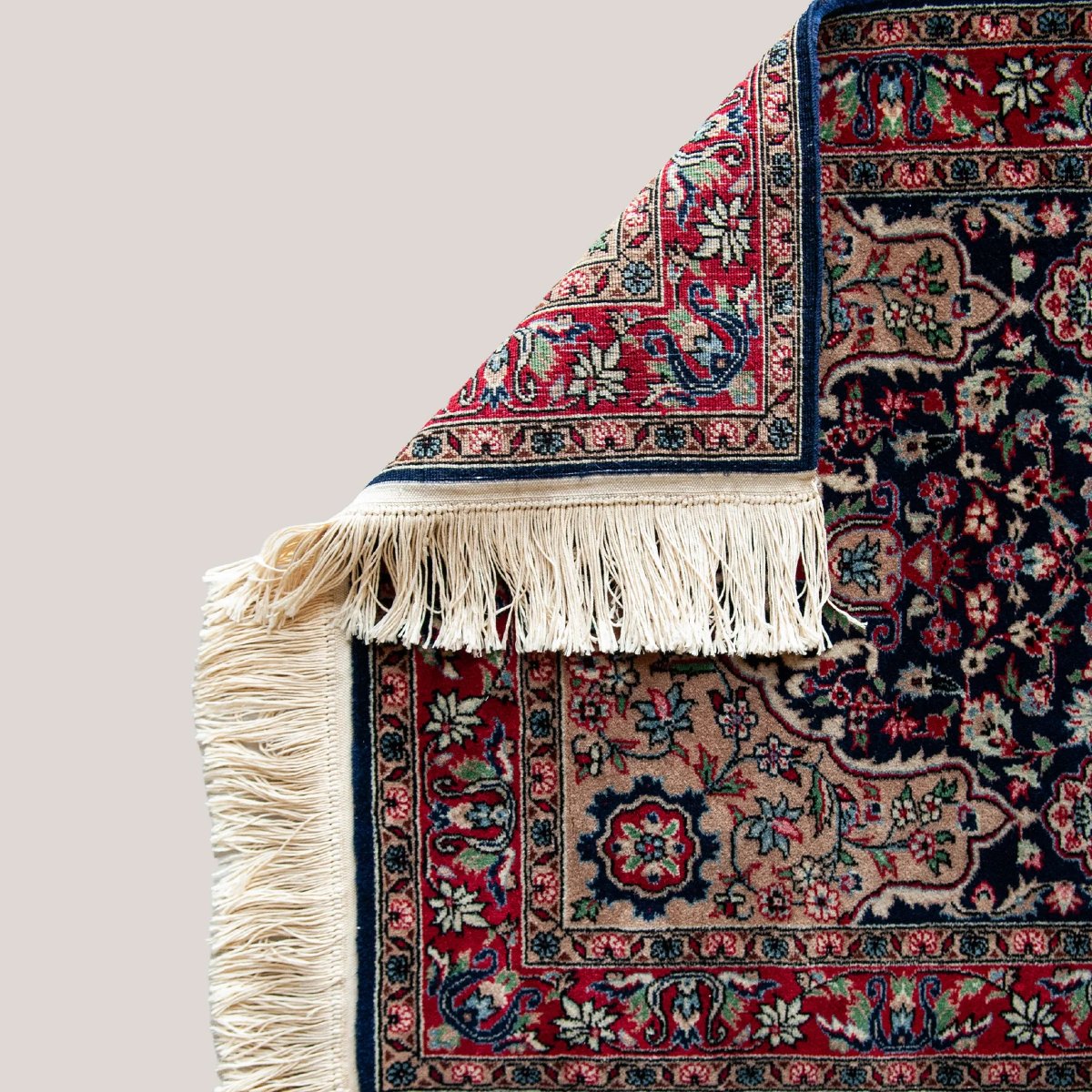 Vintage Persian-style Floral Rug – Hand-knotted Wool-photo-4