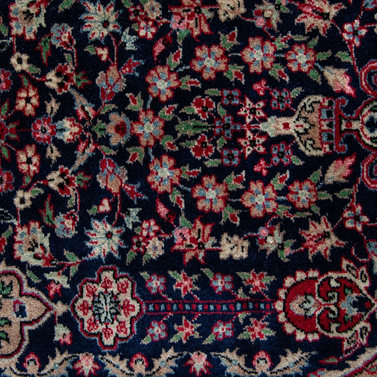 Vintage Persian-style Floral Rug – Hand-knotted Wool-photo-2