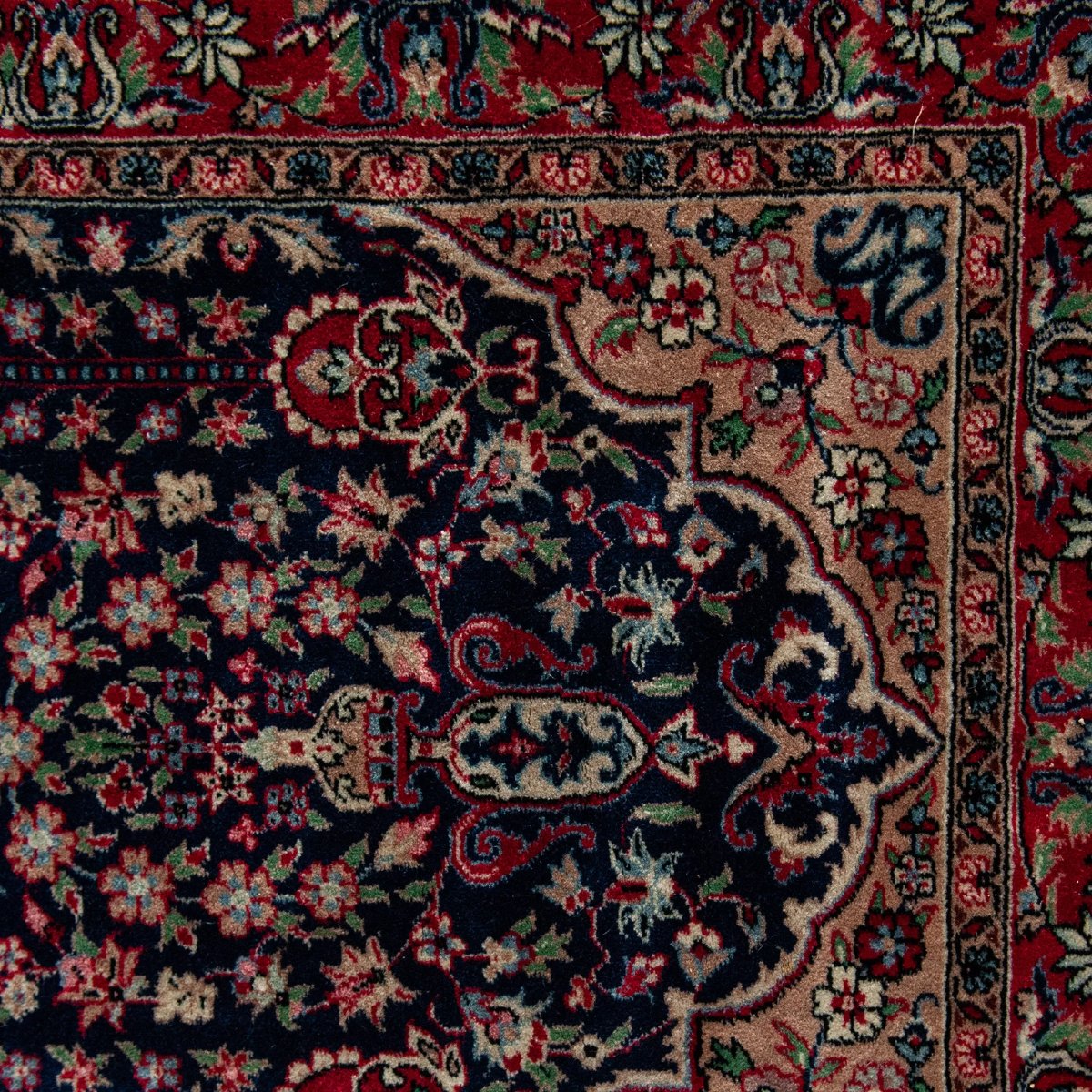 Vintage Persian-style Floral Rug – Hand-knotted Wool-photo-4