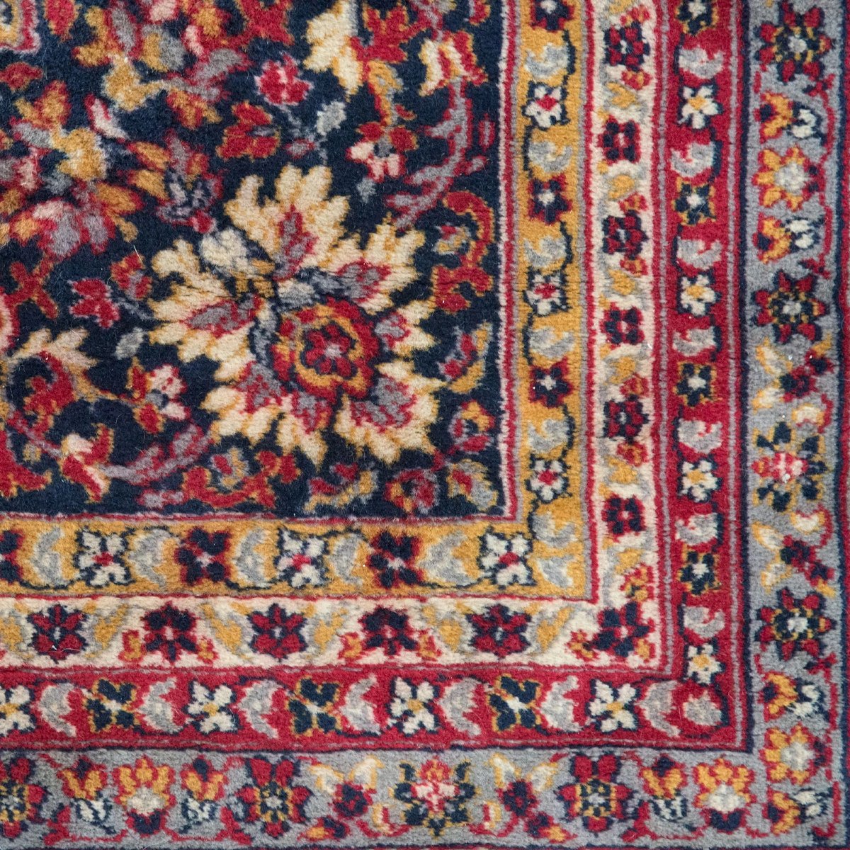 Large Vintage Persian Style Rug 367 Cm × 250 Cm-photo-1