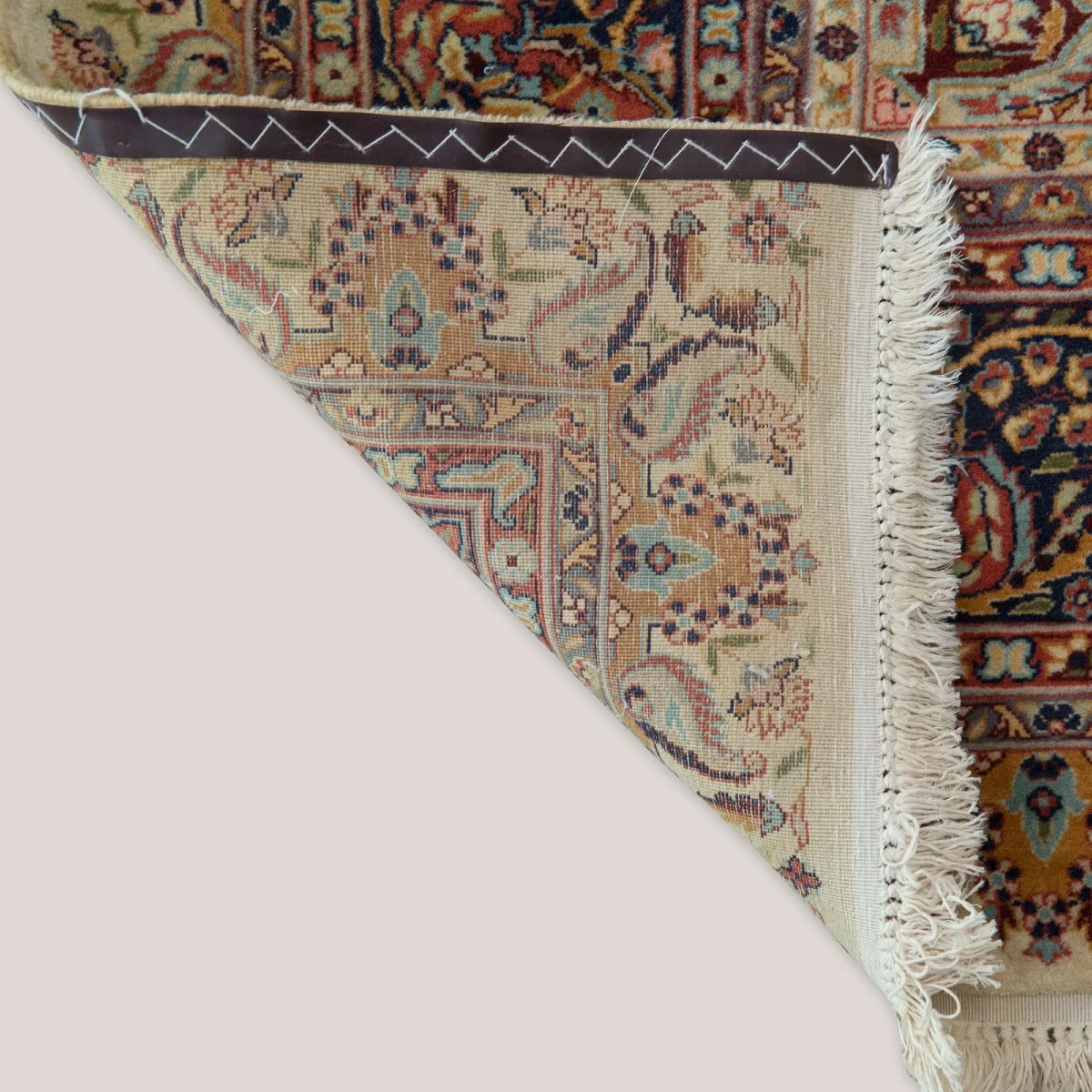 Grand tapis persan vintage à motifs floraux – Ivoire et marine – 312 × 217 cm-photo-2