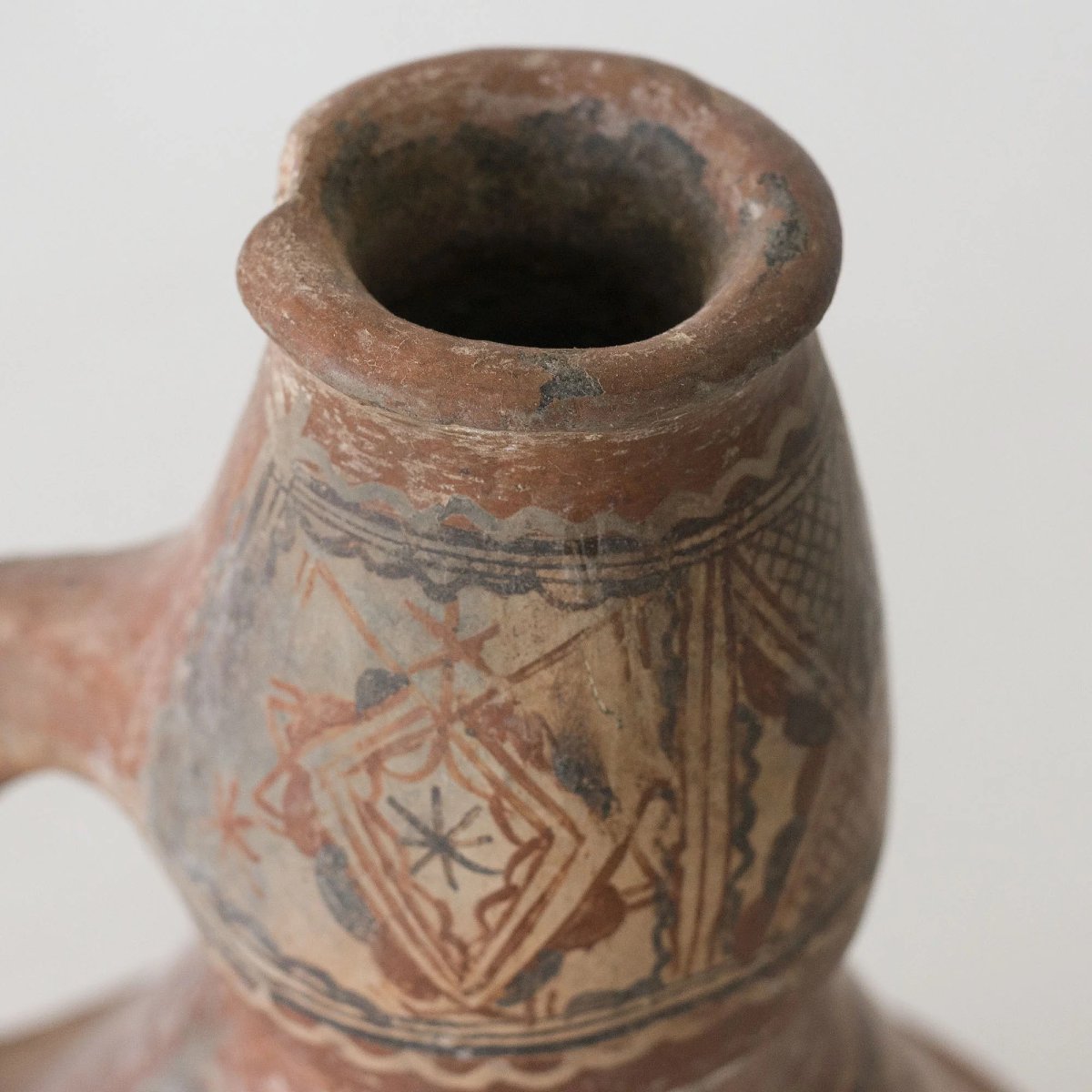 19th Century Aït Chenacha Berber Kabyle Terracotta Jug, Alger-photo-4