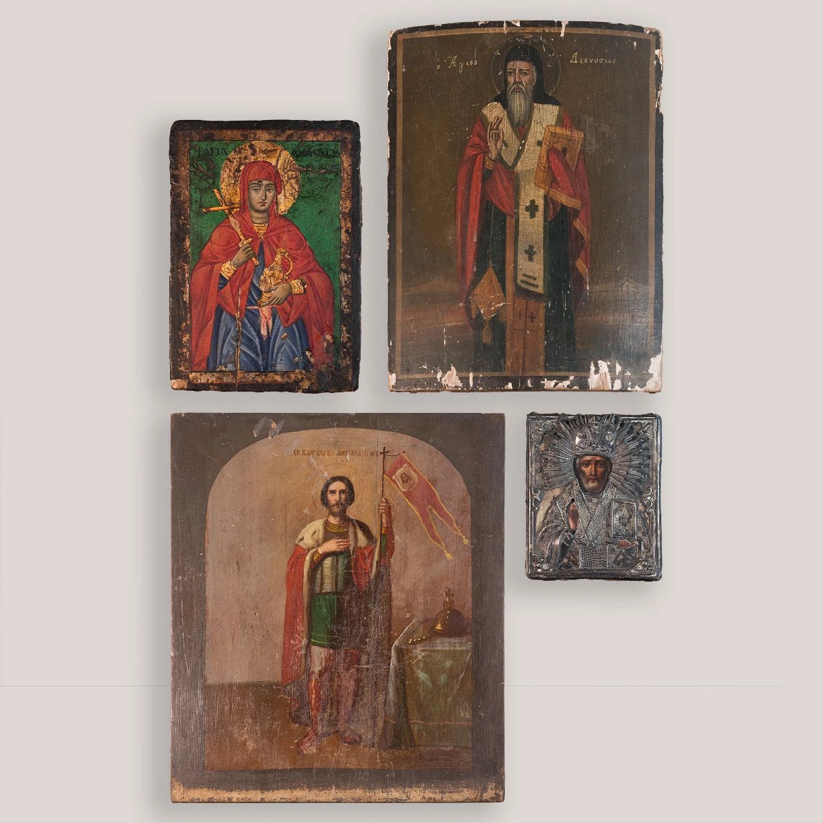 Ensemble de quatre icônes religieuses orthodoxes orientales anciennes | Décoration moderne