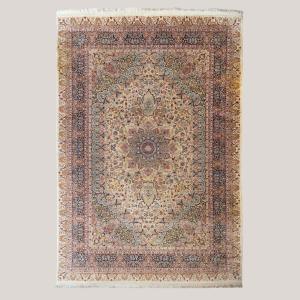 Grand tapis persan vintage à motifs floraux – Ivoire et marine – 312 × 217 cm