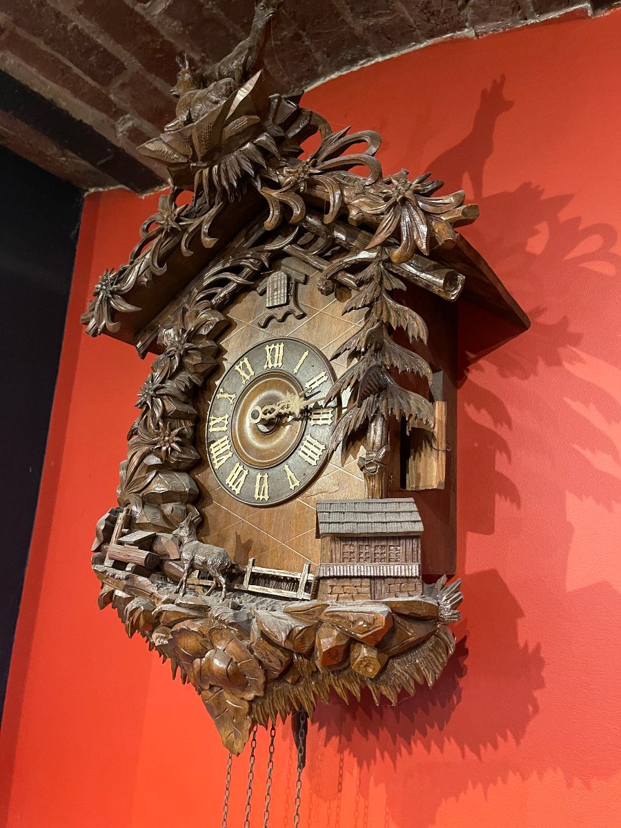 Cuckoo Clock Carved Wood Wall Clock-photo-4
