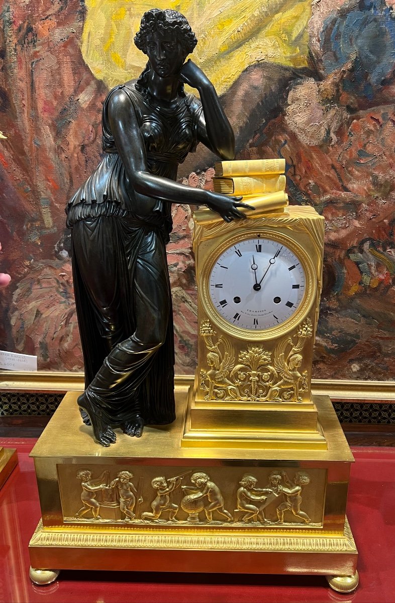 Pendule D’époque Empire Représentant Hypathie D’alexandrie
