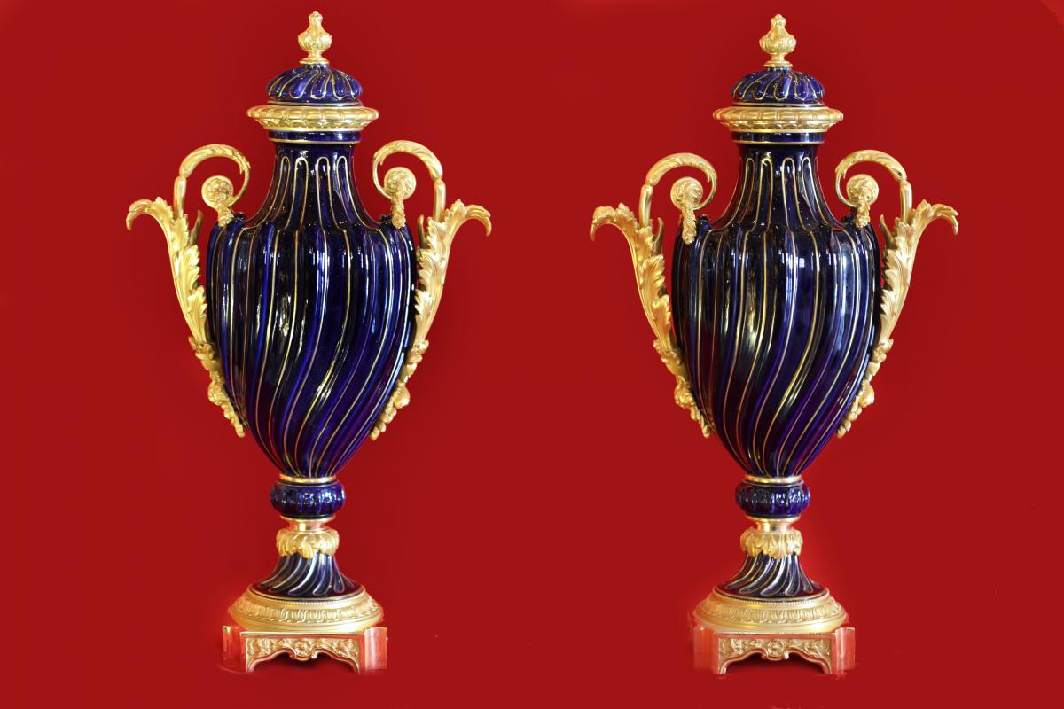 Cassolettes en porcelaine de Sevres