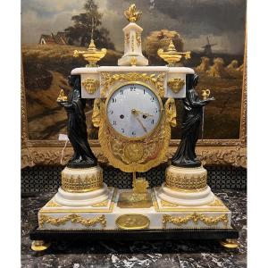 Pendule Aux Vestales d’époque Louis XVI