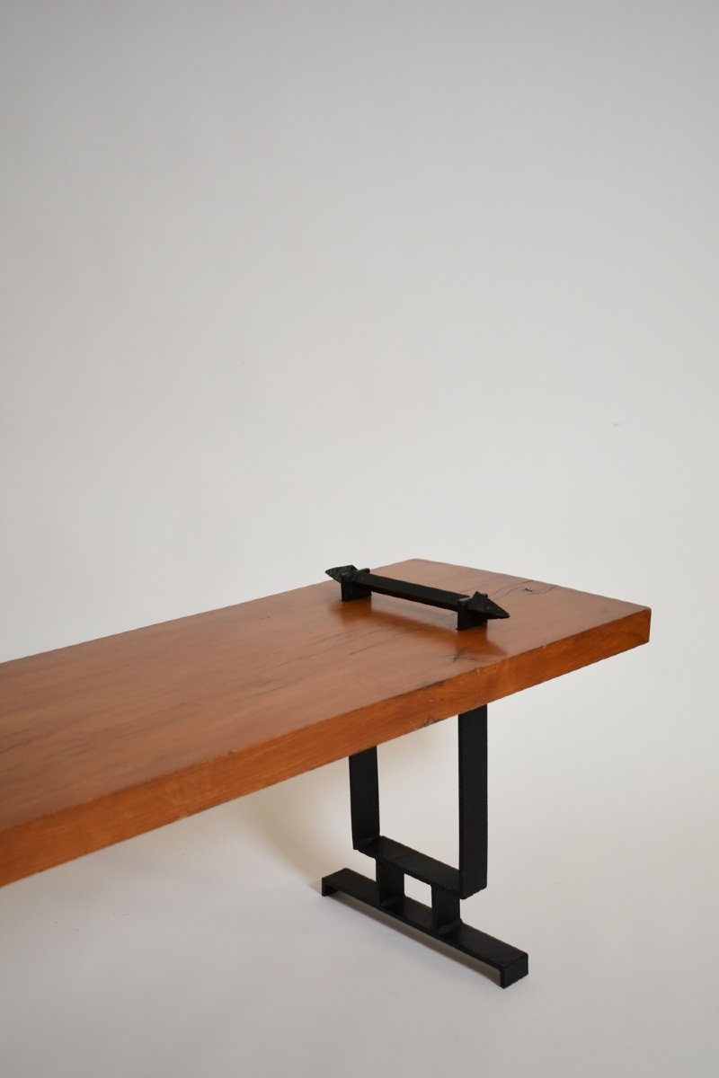 Table basse ou banc en fer forgé et bois naturel, années 1950.-photo-2