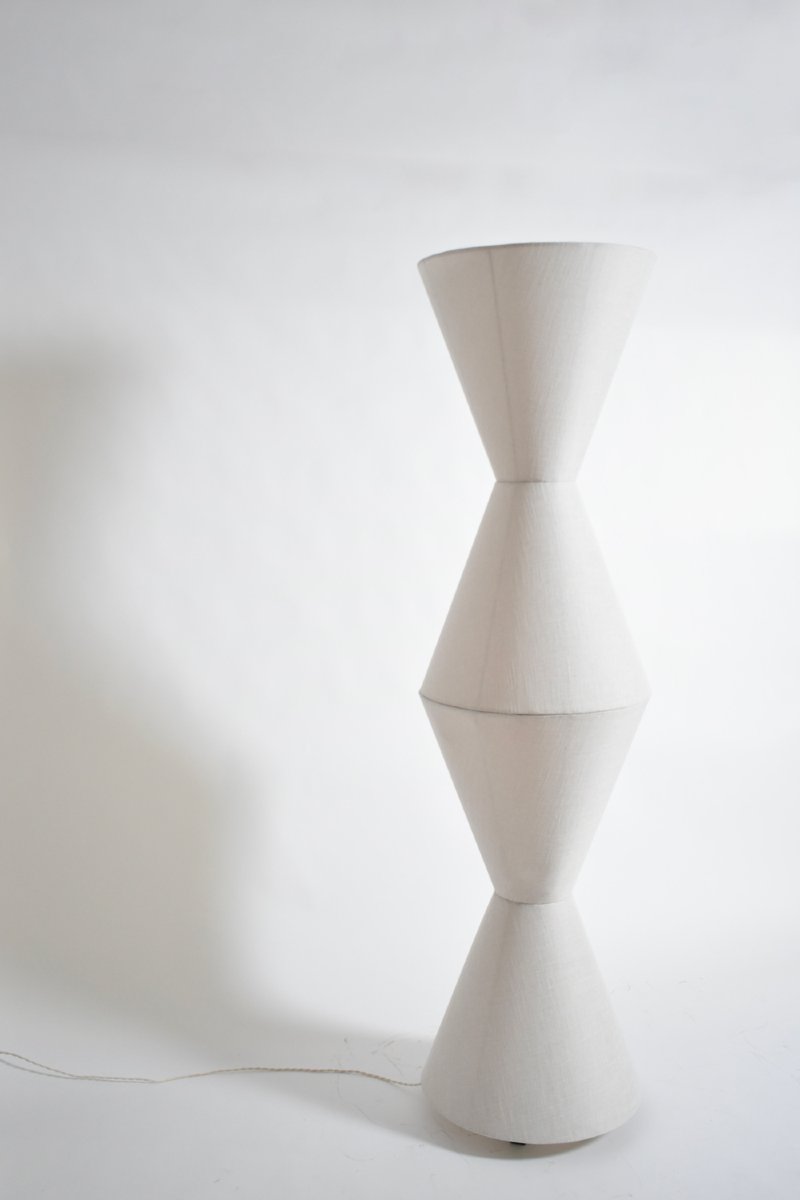 Lampadaire sur pied en tissu « Cones », années 1970.-photo-4