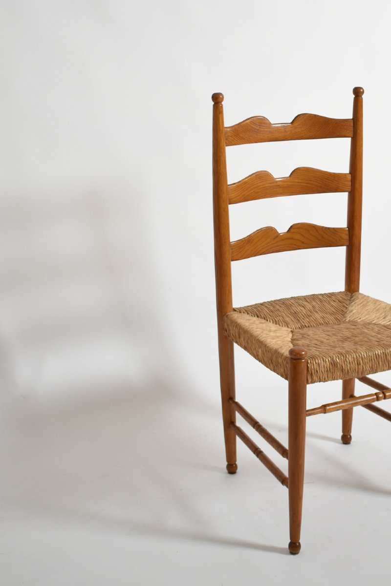 Ensemble de quatre chaises en bois et paille, années 1940.-photo-1