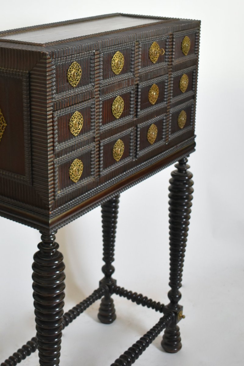 Turned Wood Cabinet, XIXth C.-photo-1