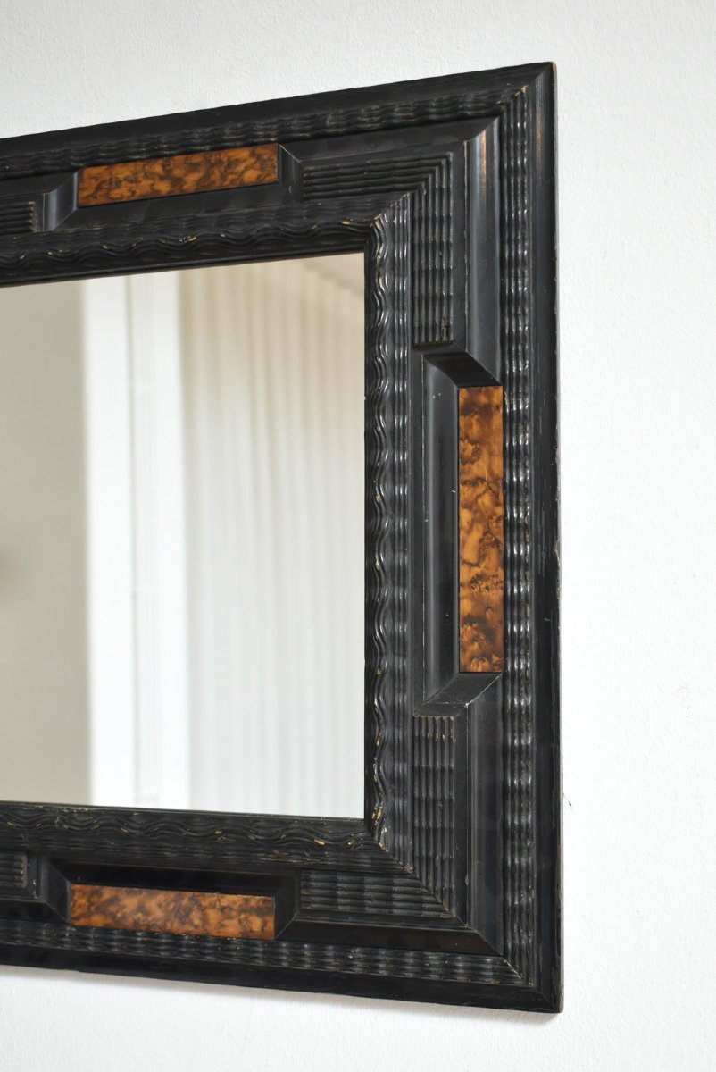 Pair Of Carved Ebonised Wood And Trompe l'Oeil Turshell Mirrors, XIXth C.-photo-1