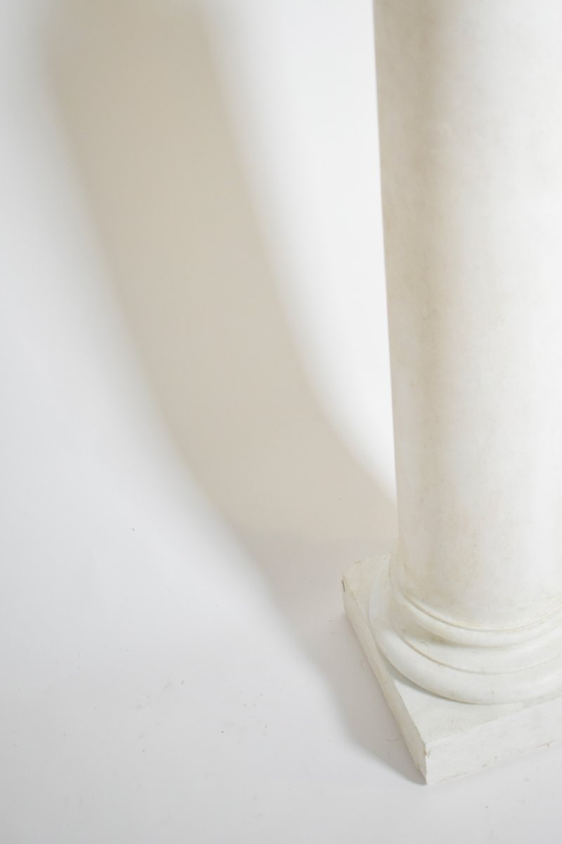 Paire de colonnes néoclassiques en plâtre, années 1930.-photo-2