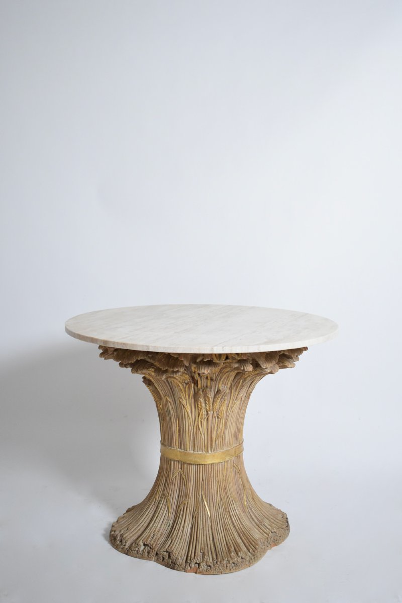 Table ronde en bois sculpté, années 1970.-photo-4
