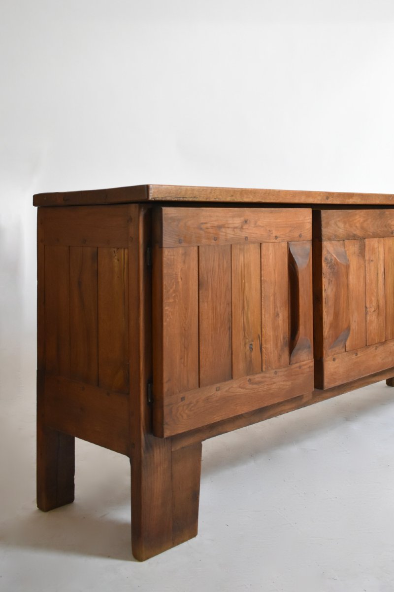 Buffet brutaliste en chêne, années 1950.-photo-2