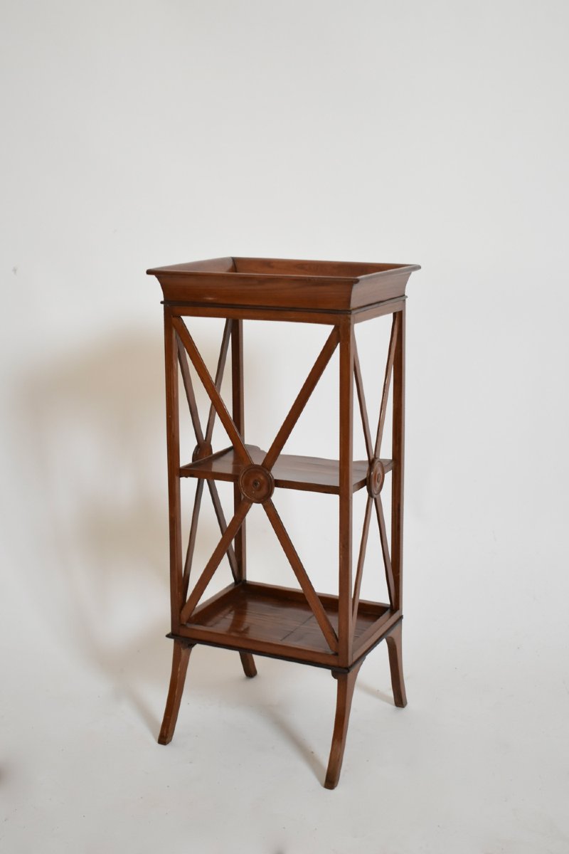 Paire de tables de chevet néoclassiques en acajou, années 1960.-photo-4
