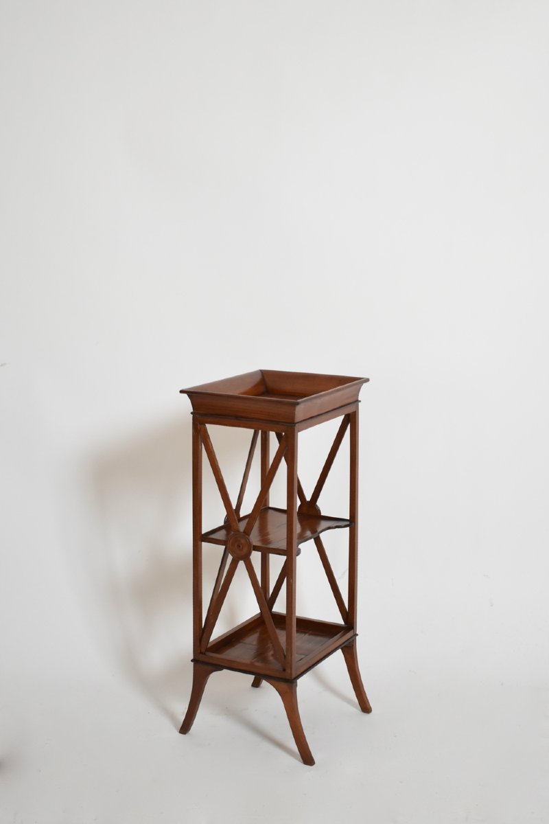 Paire de tables de chevet néoclassiques en acajou, années 1960.-photo-1