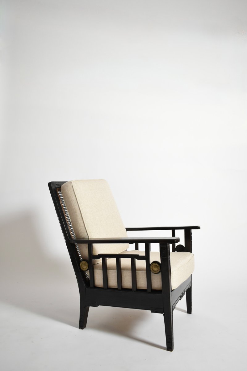 Paire de fauteuils coloniaux en bois ébénisé et cannage, années 1920.-photo-4