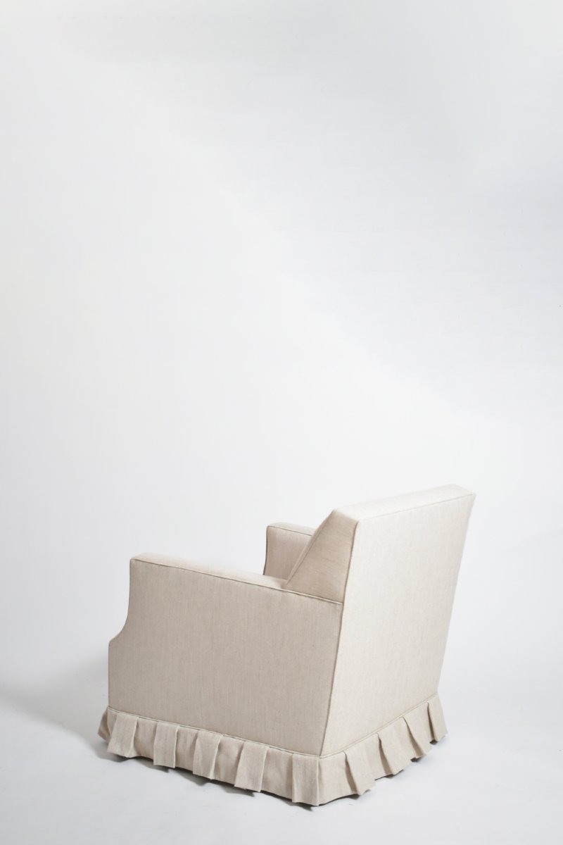 Paire de fauteuils en tissu texturé blanc cassé à franges, années 1960.-photo-1
