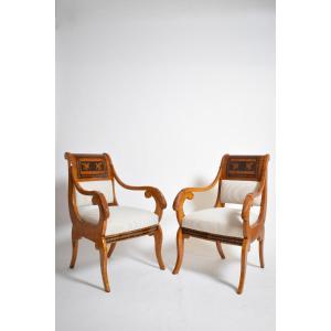 Paire de fauteuils étrusques, XIXᵉ siècle.