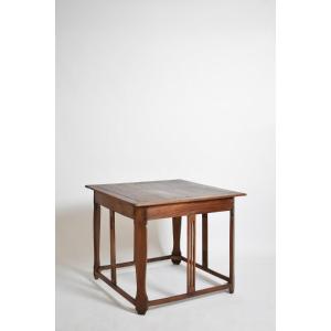 Table d’appoint carrée de style Arts & Crafts, années 1910.