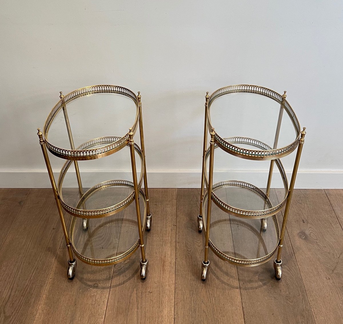 Pair Of Neoclassical Style 3 Tiers Oval Brass Drinks Trolley-photo-3