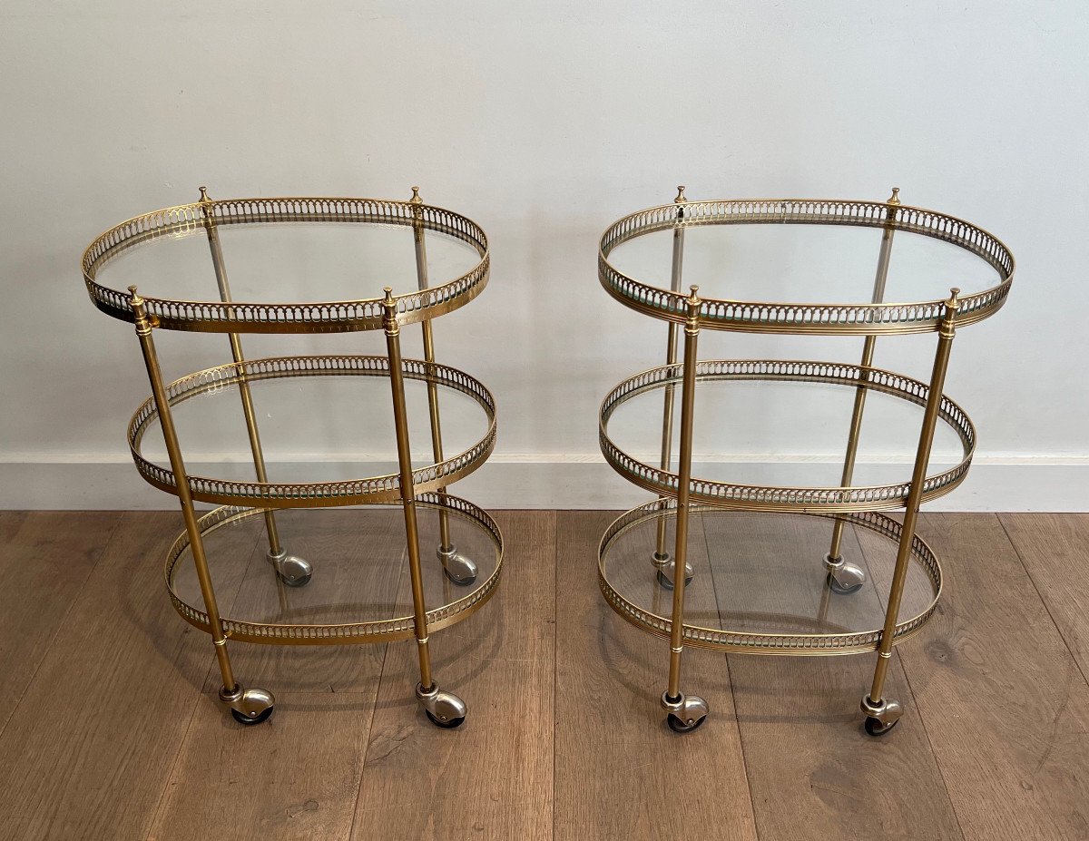 Paire De Tables Roulantes Ovales De Style Néoclassique En Laiton à Trois Plateaux-photo-7