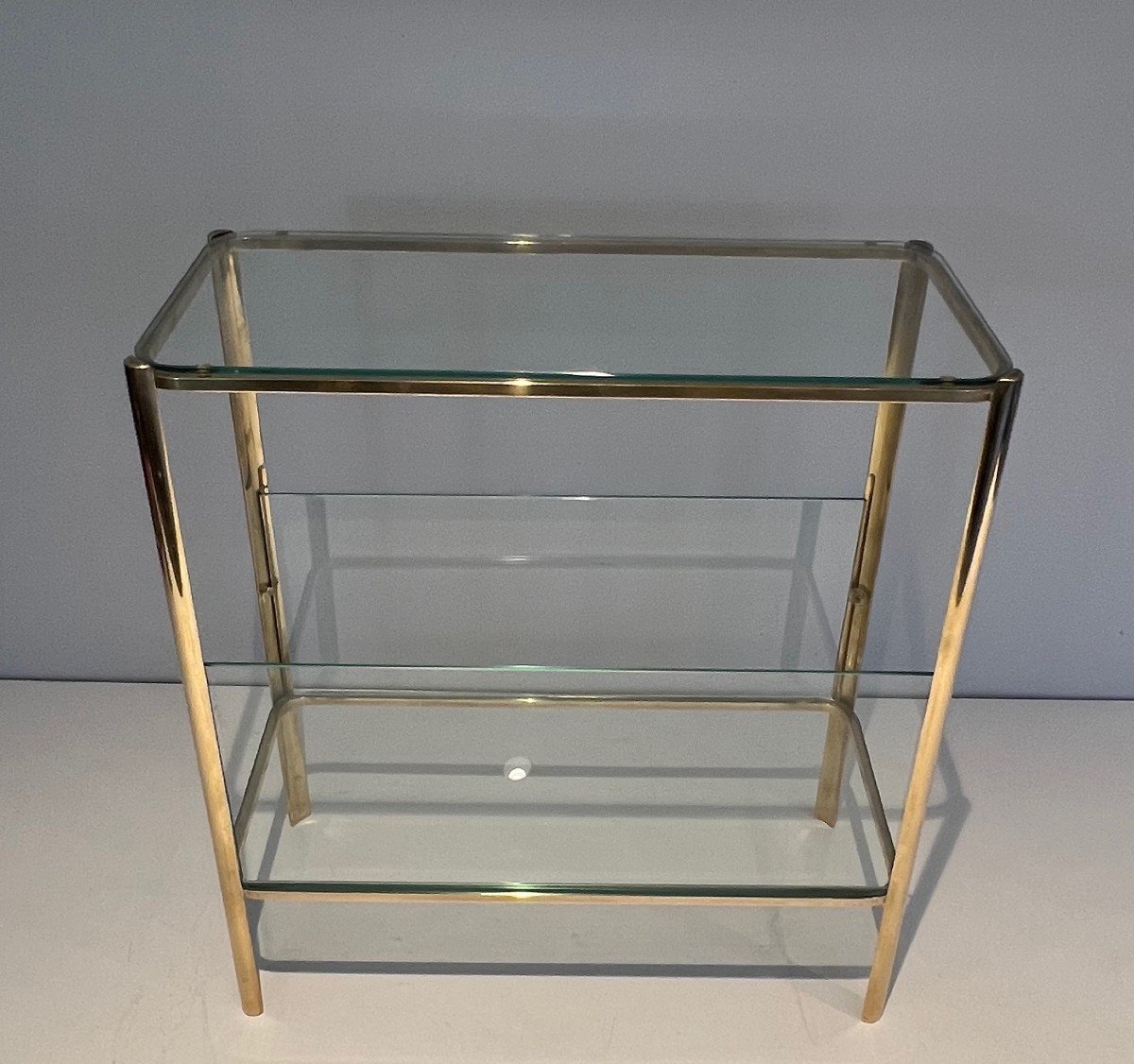 Magazine Rack In Polished Bronze And Glass. French Work Signed Jacques Théophile Lepelletier-photo-1