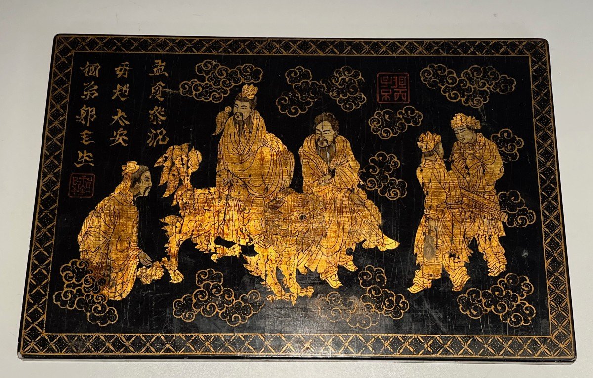 Lacquer And Gilding Painting On Wooden Panel Representing Chinese Characters,