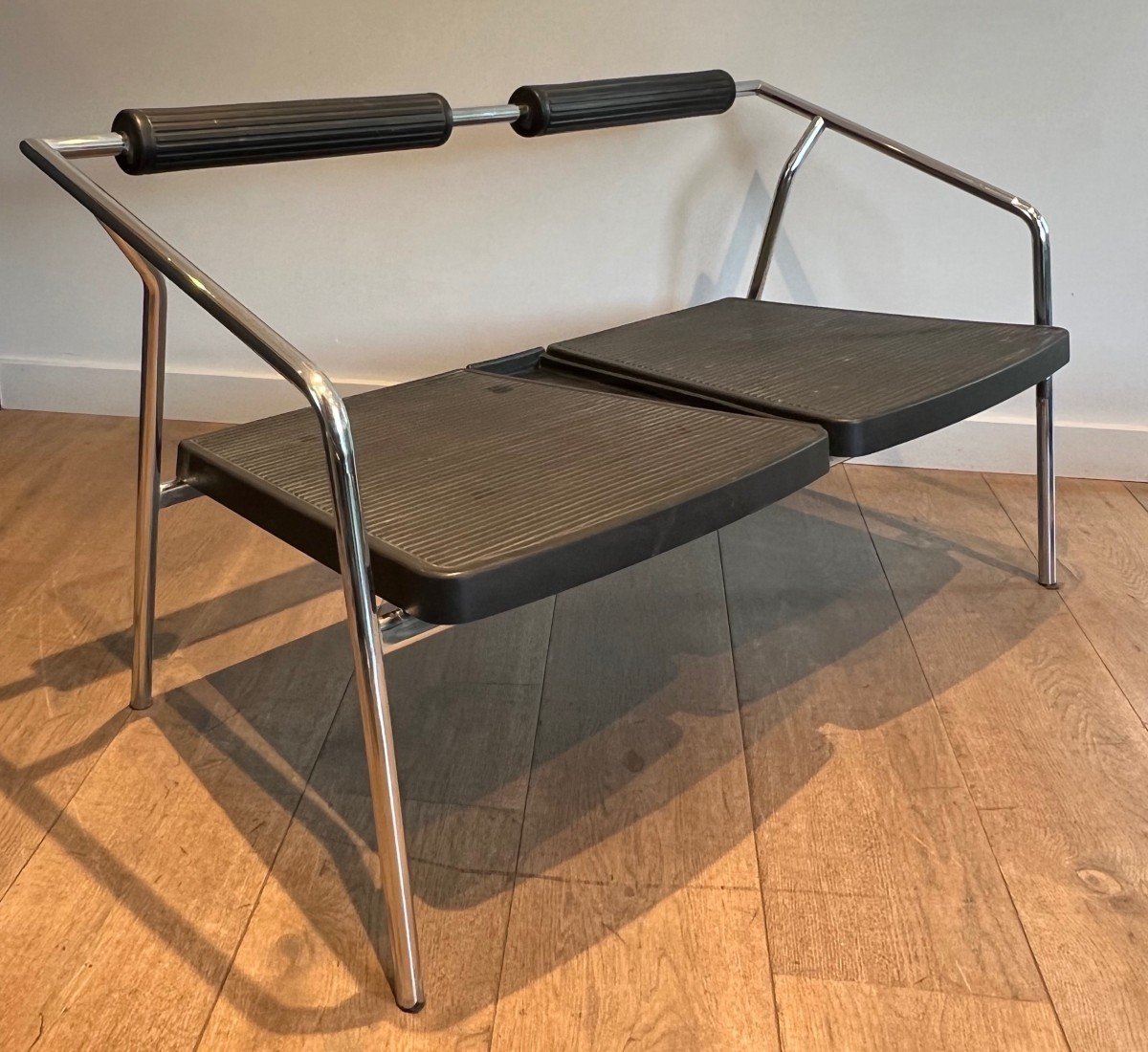 Designer Sofa In Chrome Metal And Black Rubber. French Work Signed System.-photo-5
