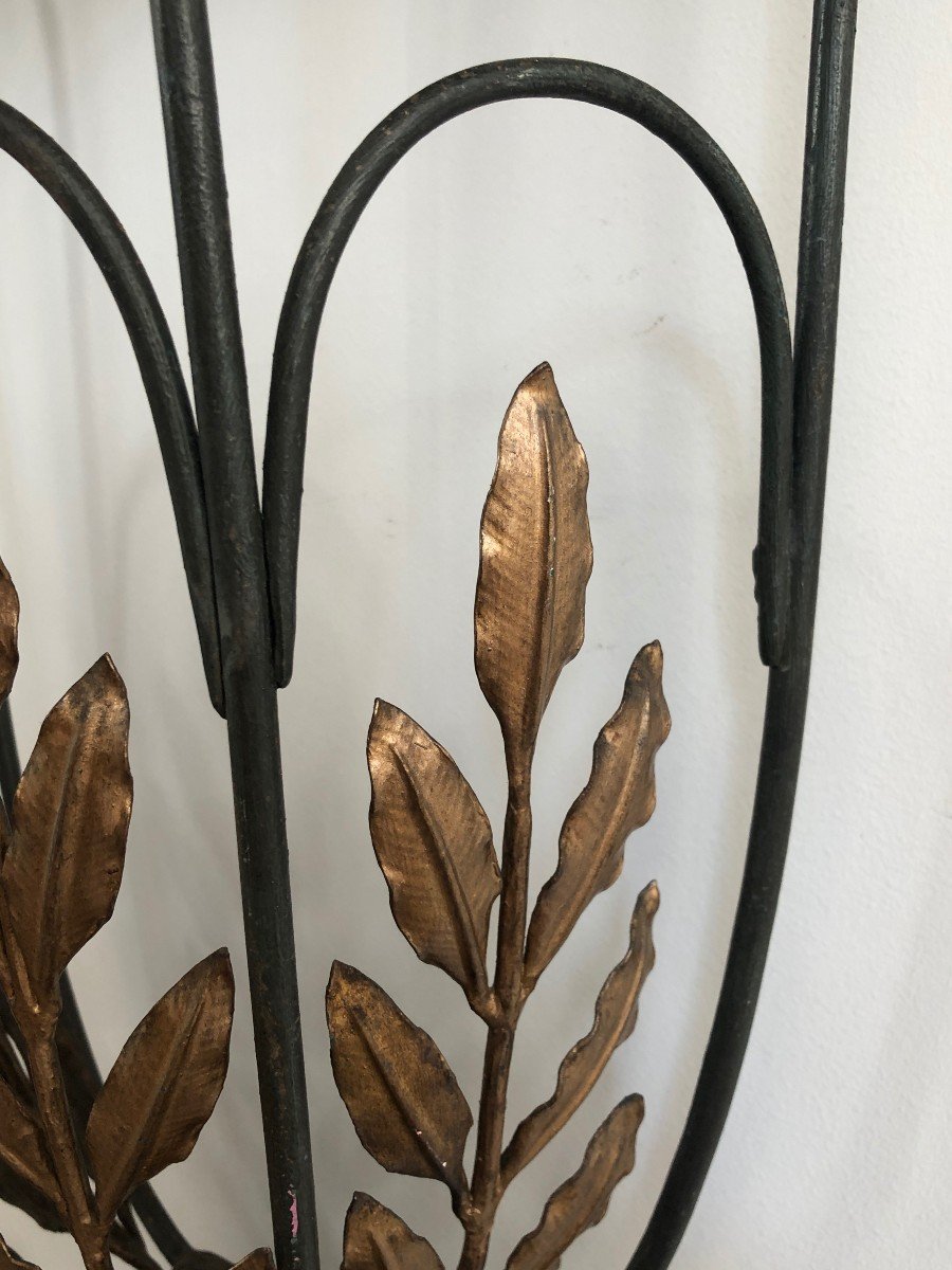 Tiny Half-moon Console In Wrought Iron With Decorations Of Leaves And Arrows And A Marble Top.-photo-4