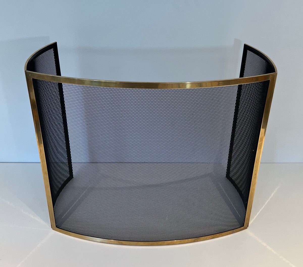 Design Curved Brass Fireplace Screen. French Work. Circa 1970-photo-2