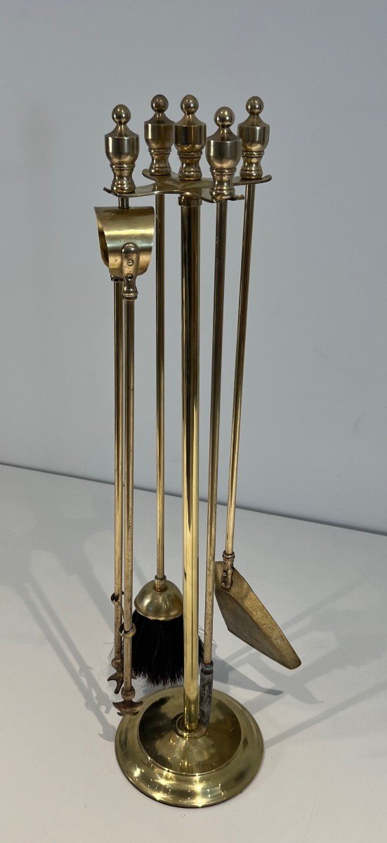 Nécessaire De Feu De Style Néoclassique En Laiton. Travail Français. Vers 1970