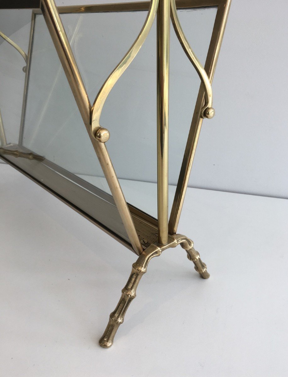 Faux-bamboo-style Magazine Rack In Brass And Transparent Glass Side Panels. -photo-4