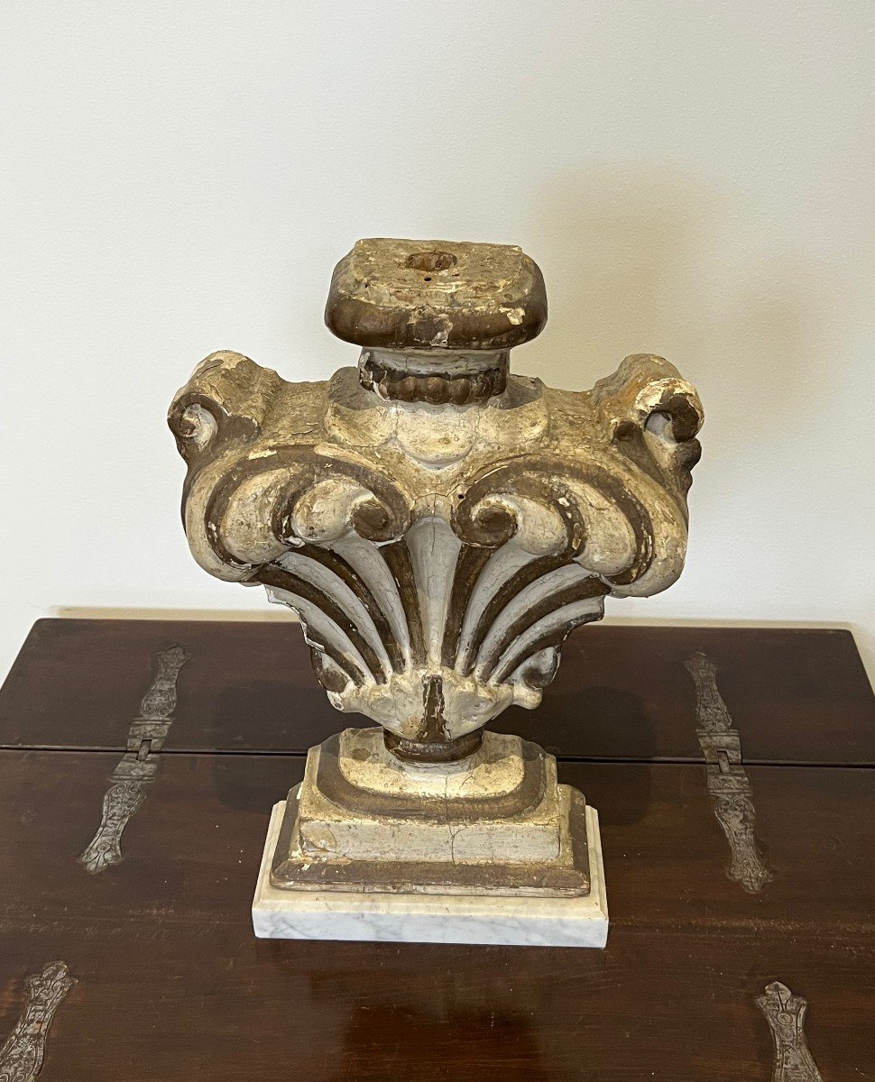 Decorative Element In Carved Wood On Carrara Marble Base That Can Be Mounted As A Lamp. -photo-4