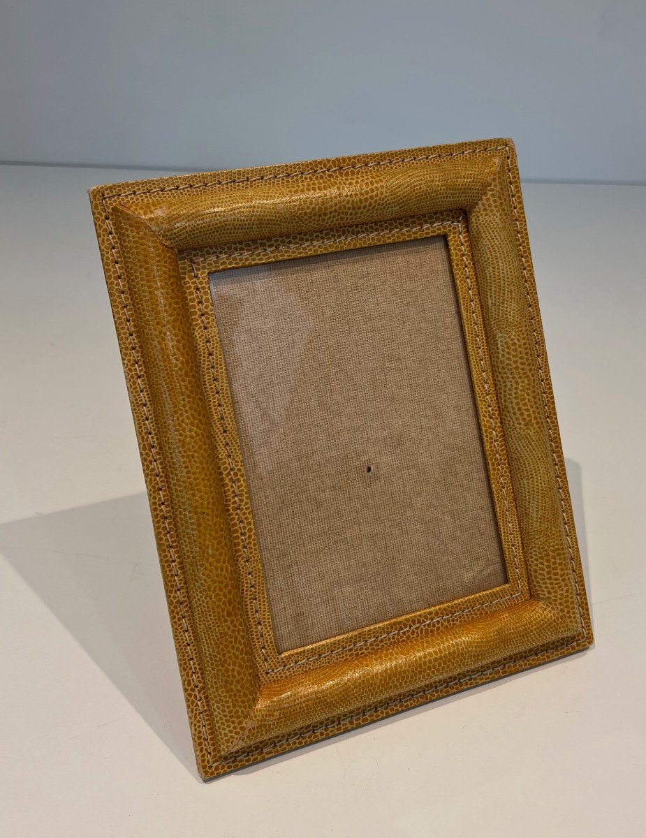 Cadre En Cuir Piqué Cellier. Travail Français. Vers 1970