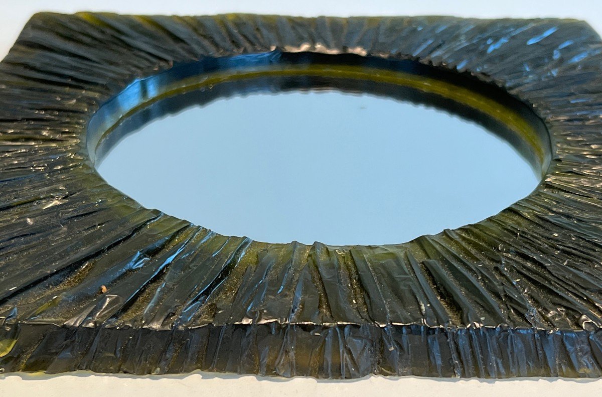 Small Mirror Made Of Green Resin. French Work. Circa 1970-photo-1