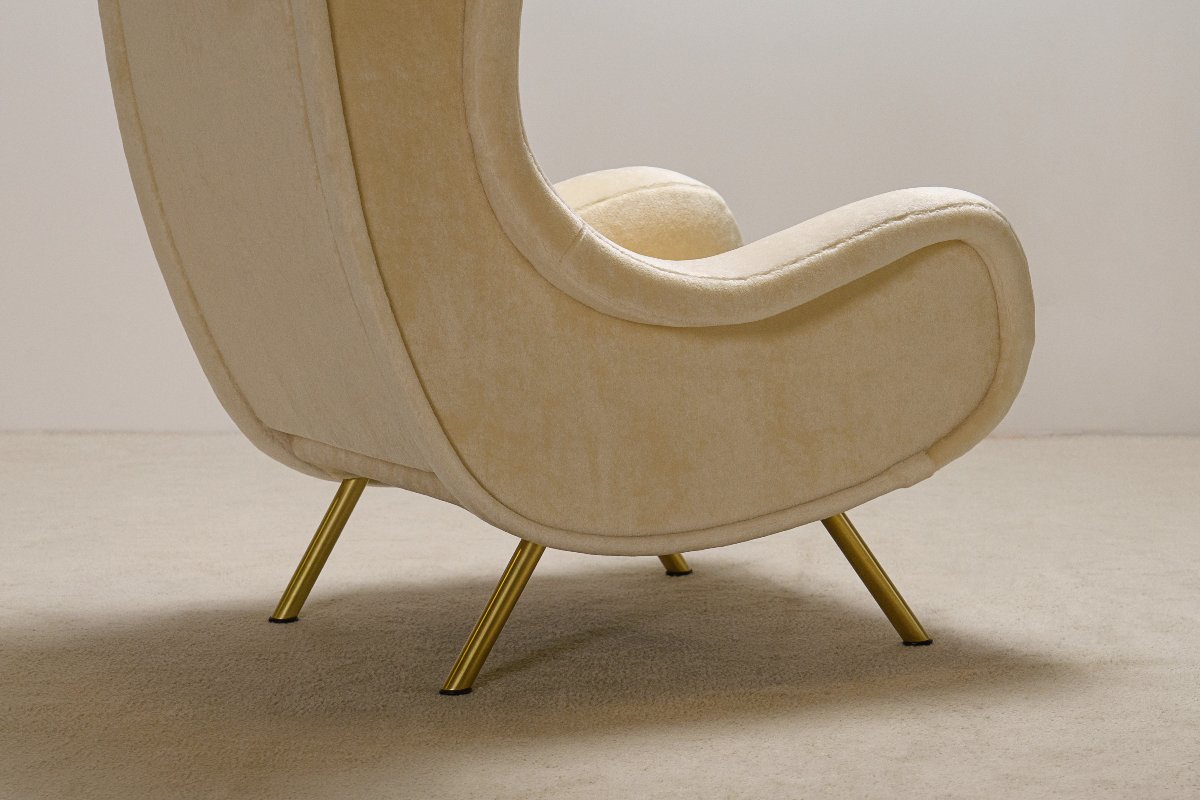 Pair Of "senior" Armchairs With New Luxury Mohair Upholstery And Varnished Brass Legs. -photo-4