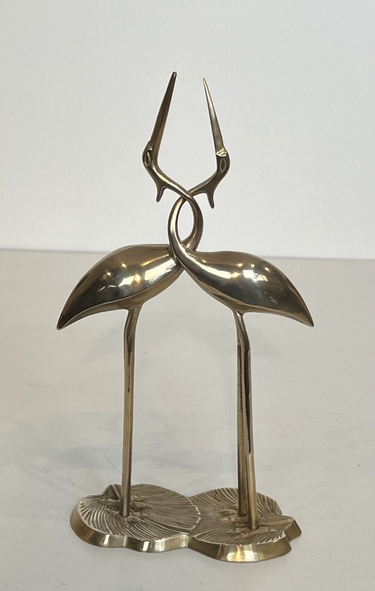 Sculpture en laiton représentant 2 oiseaux enlacés. Travail Français. Vers 1970-photo-3