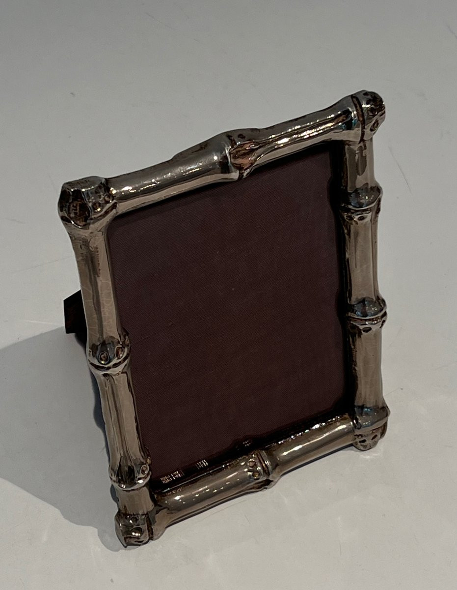 Petit cadre en bronze argenté. Travail Français de la Maison Bqguès. Vers 1940-photo-3