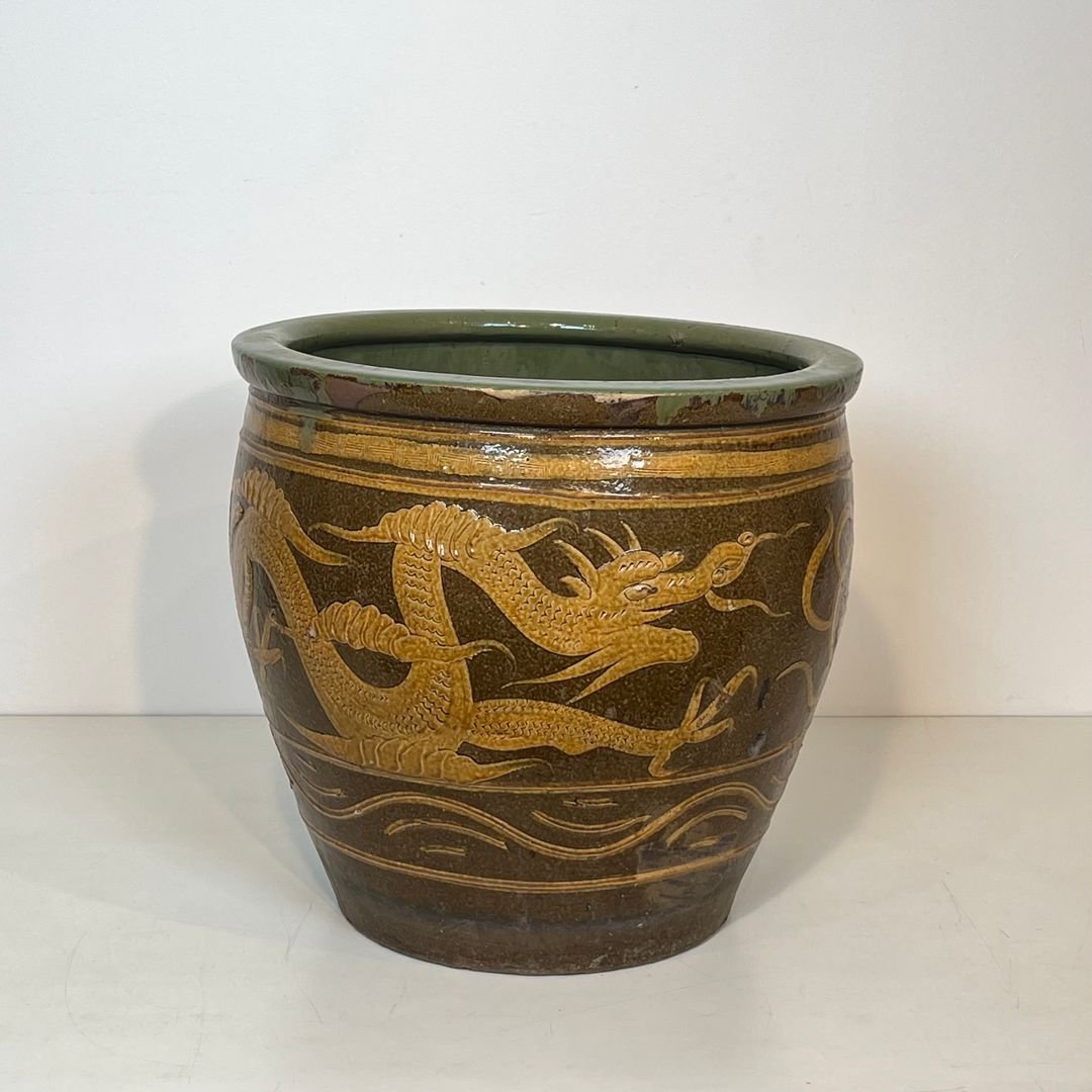 Large Chinese Glazed Terracotta Planter Decorated With Dragons-photo-2
