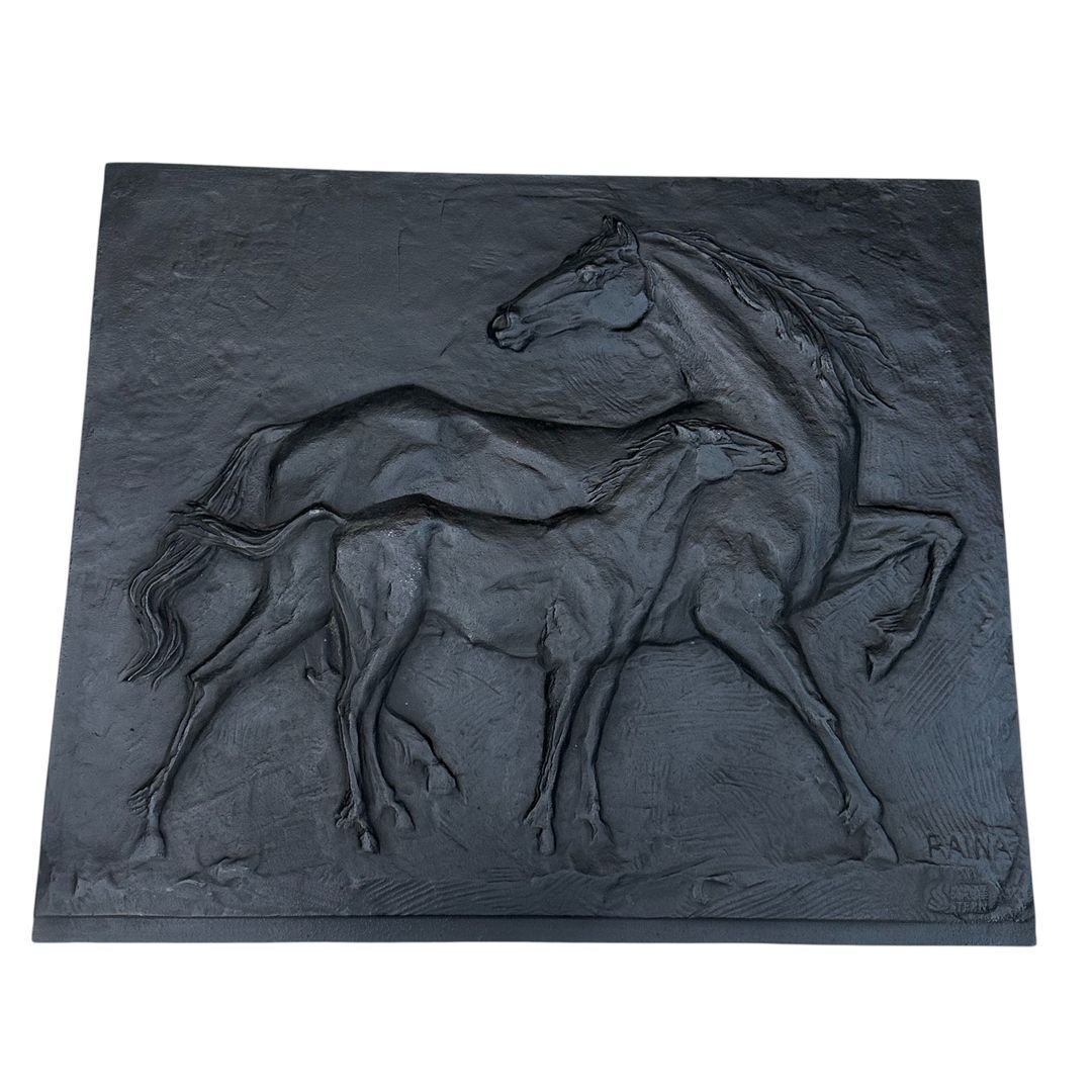 Cast Iron Fireback Showing Horses Signed Raina By Foundery Stern-photo-7