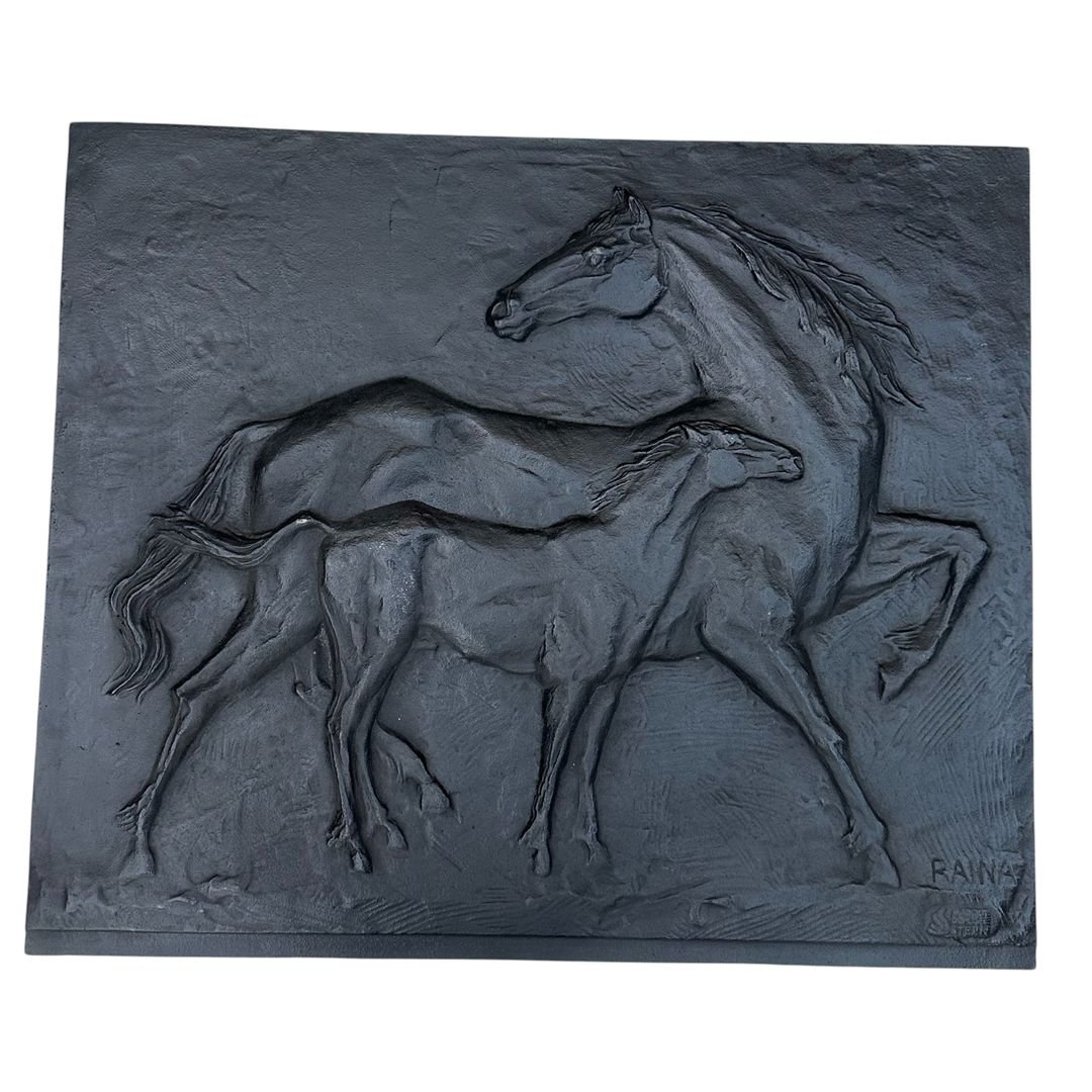 Cast Iron Fireback Showing Horses Signed Raina By Foundery Stern-photo-8
