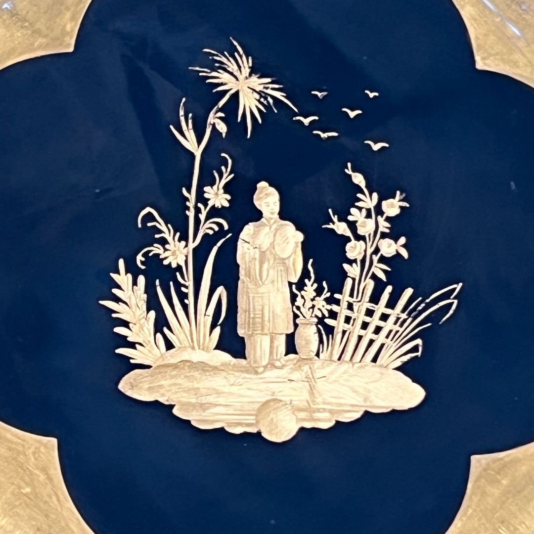 Set Of 8 Gilt Porcelain Plates With Gilt Chinoiserie Decoration On A Black Ground, Signed Delva-photo-2