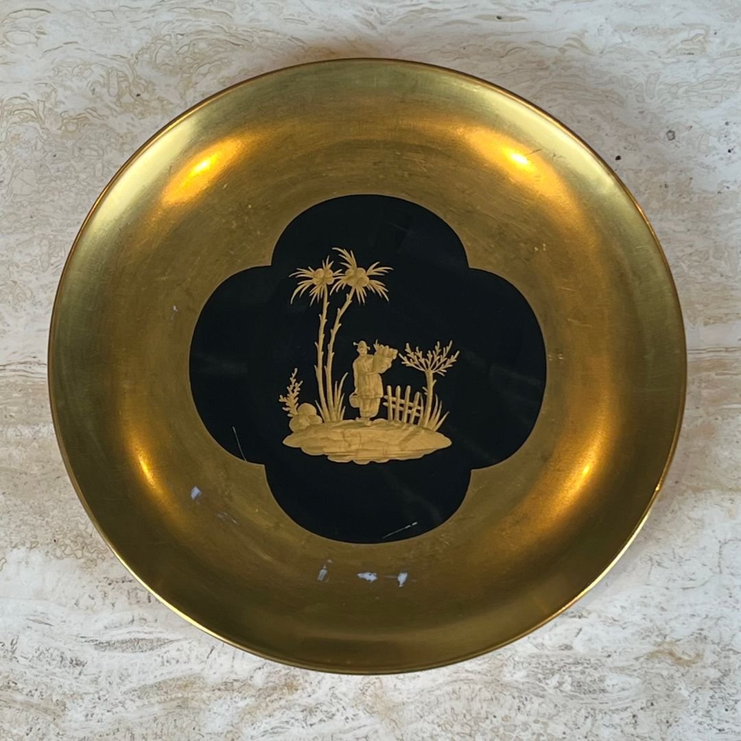 Set Of 8 Gilt Porcelain Plates With Gilt Chinoiserie Decoration On A Black Ground, Signed Delva-photo-5